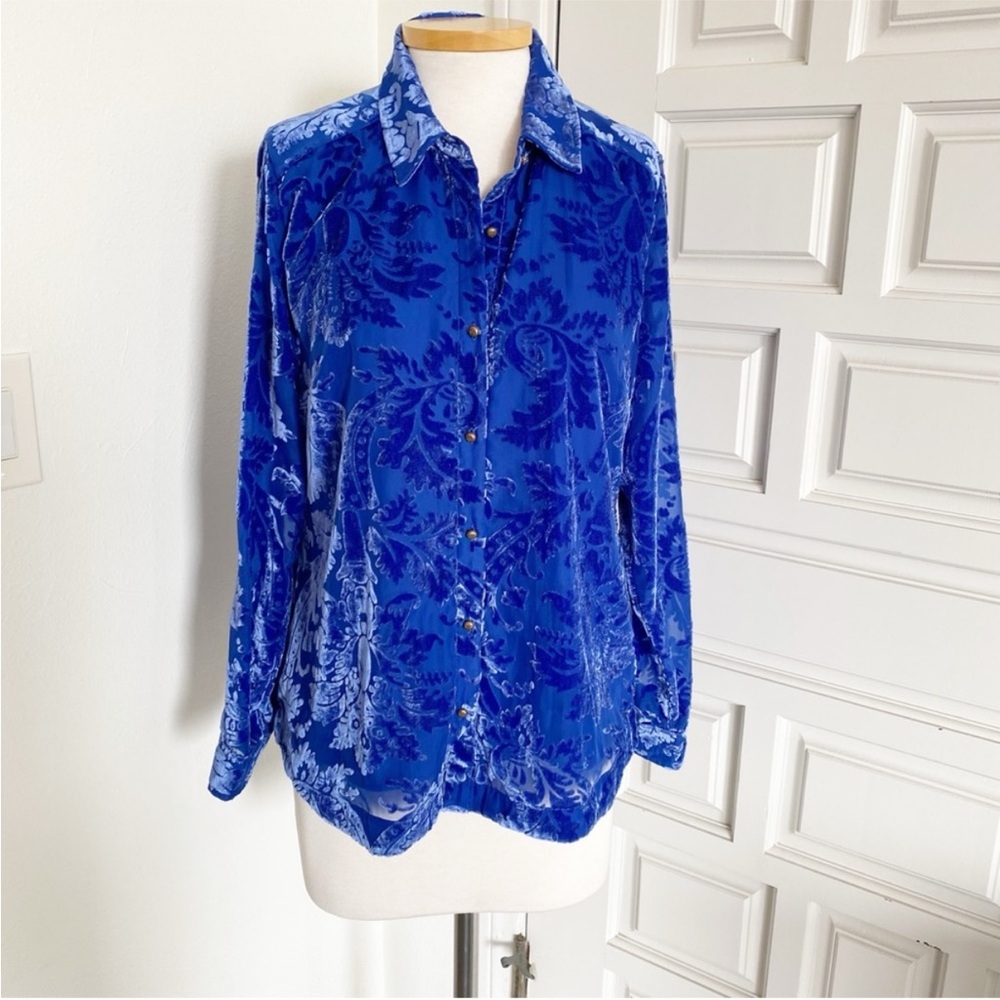 NWT Soft Surroundings Floreat Velvet Shirt Sapphire Blue Button Down Top Medium - Picture 16 of 16